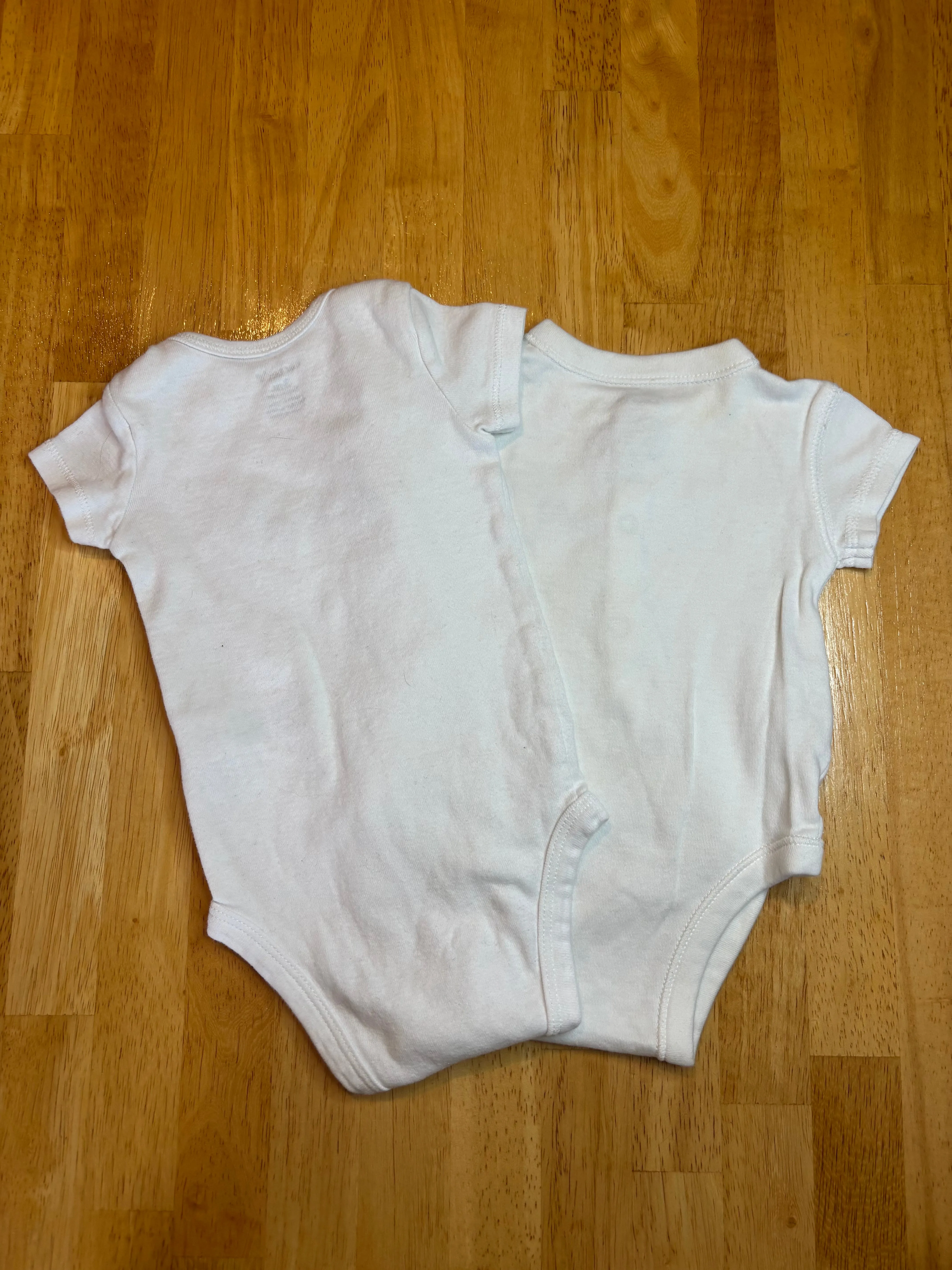 3 Months white onesies (Set of 2, Kids 3 Month (0-3M)