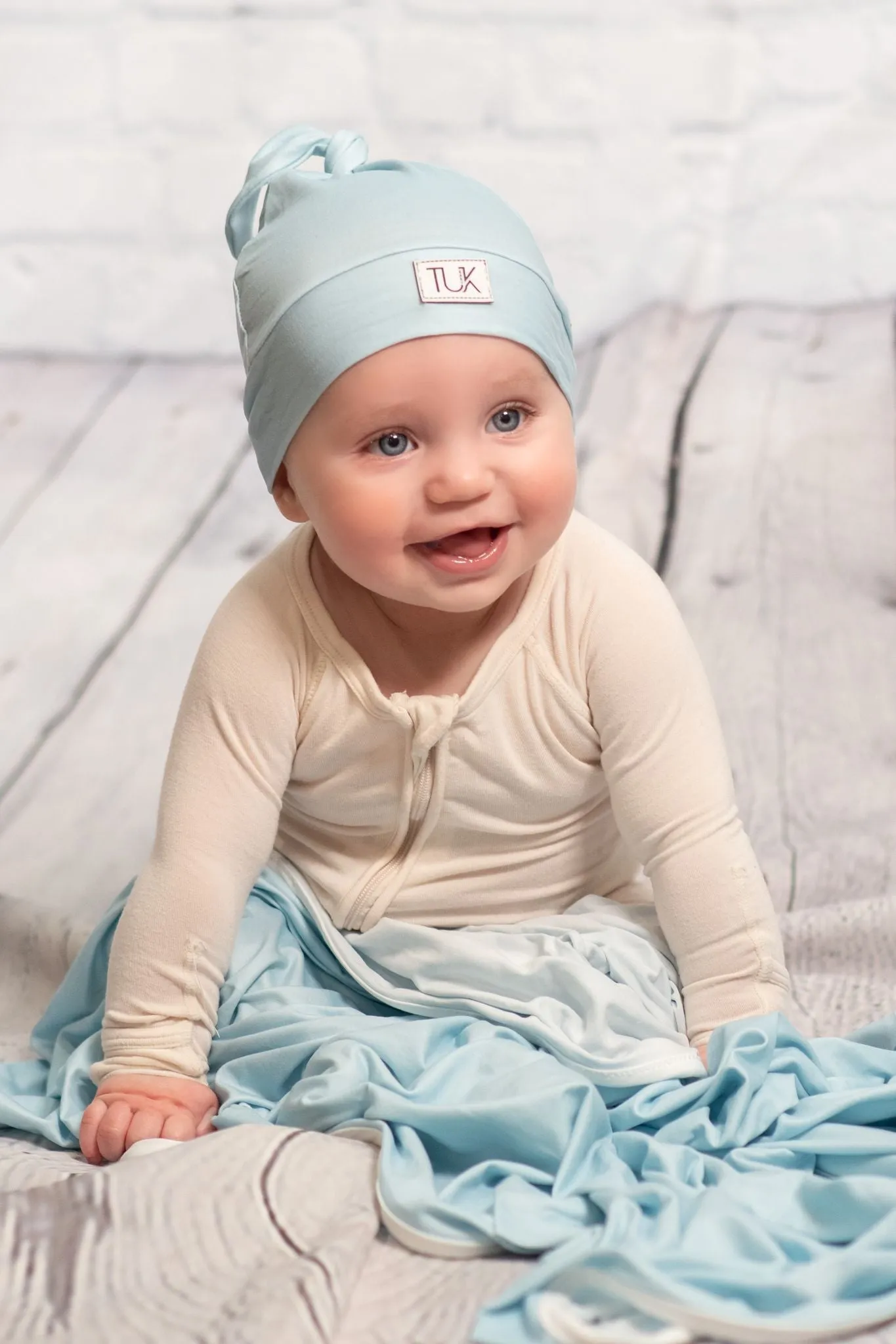 Blue Pattern Swaddle/Beanie Set