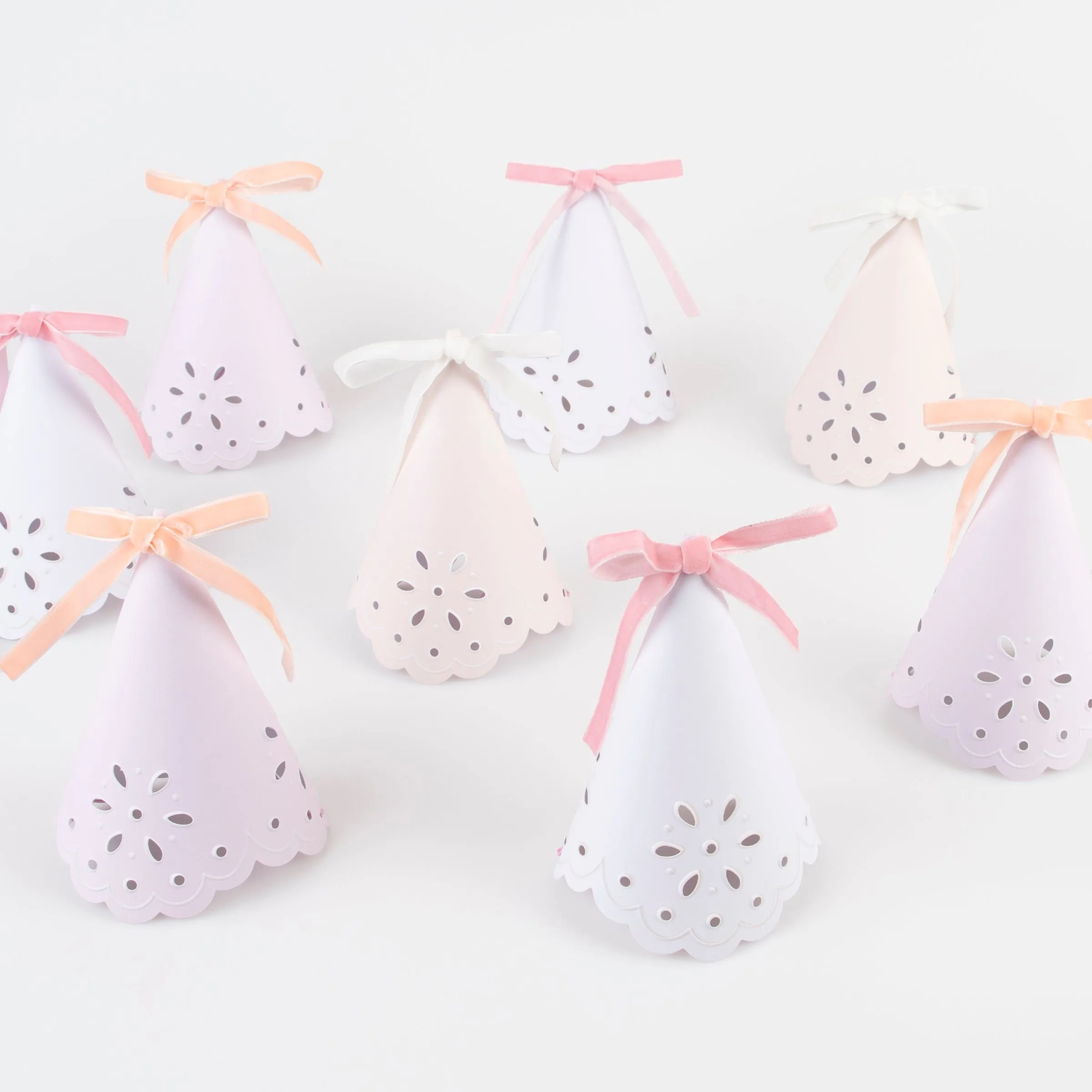 Broderie Anglaise Lace Party Hats (x 8)