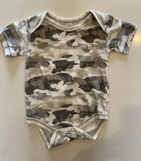 Burt's Bees onesie, Kids 6 Month (3-6M)