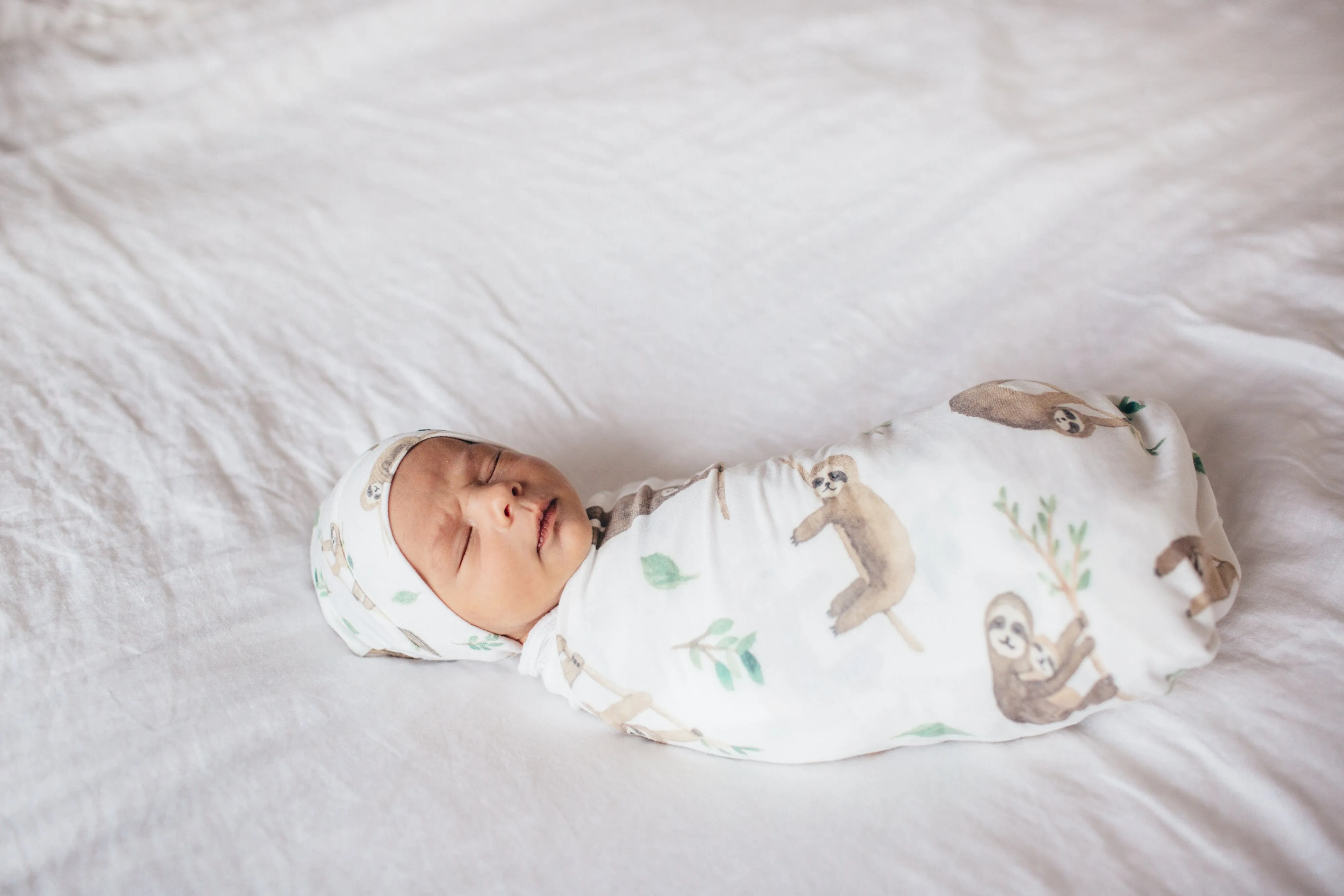 Copper Pearl Newborn Top Knot Hat - Noah