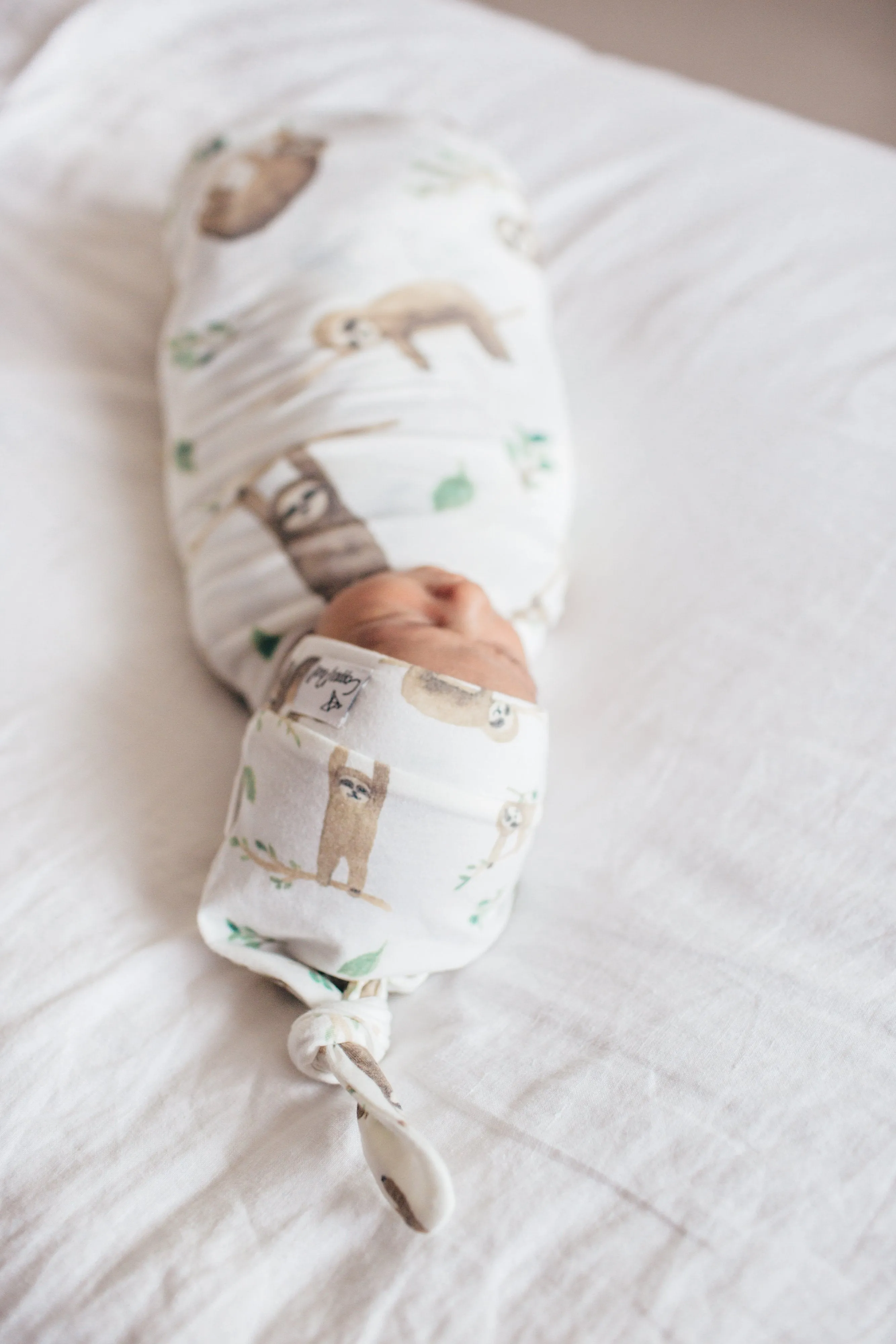 Copper Pearl Newborn Top Knot Hat - Noah