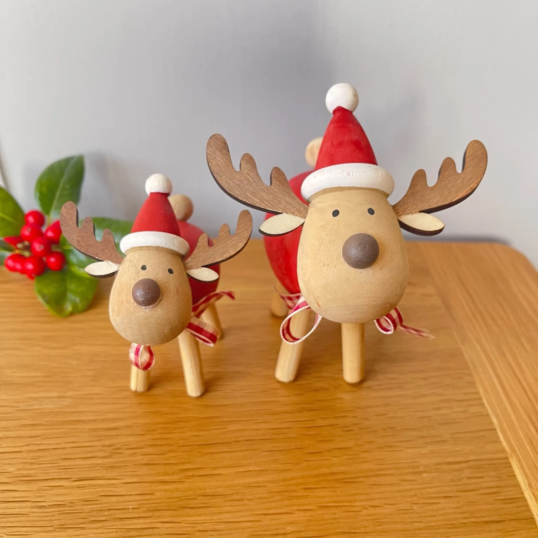 Mummy And Baby Wooden Reindeer Pair