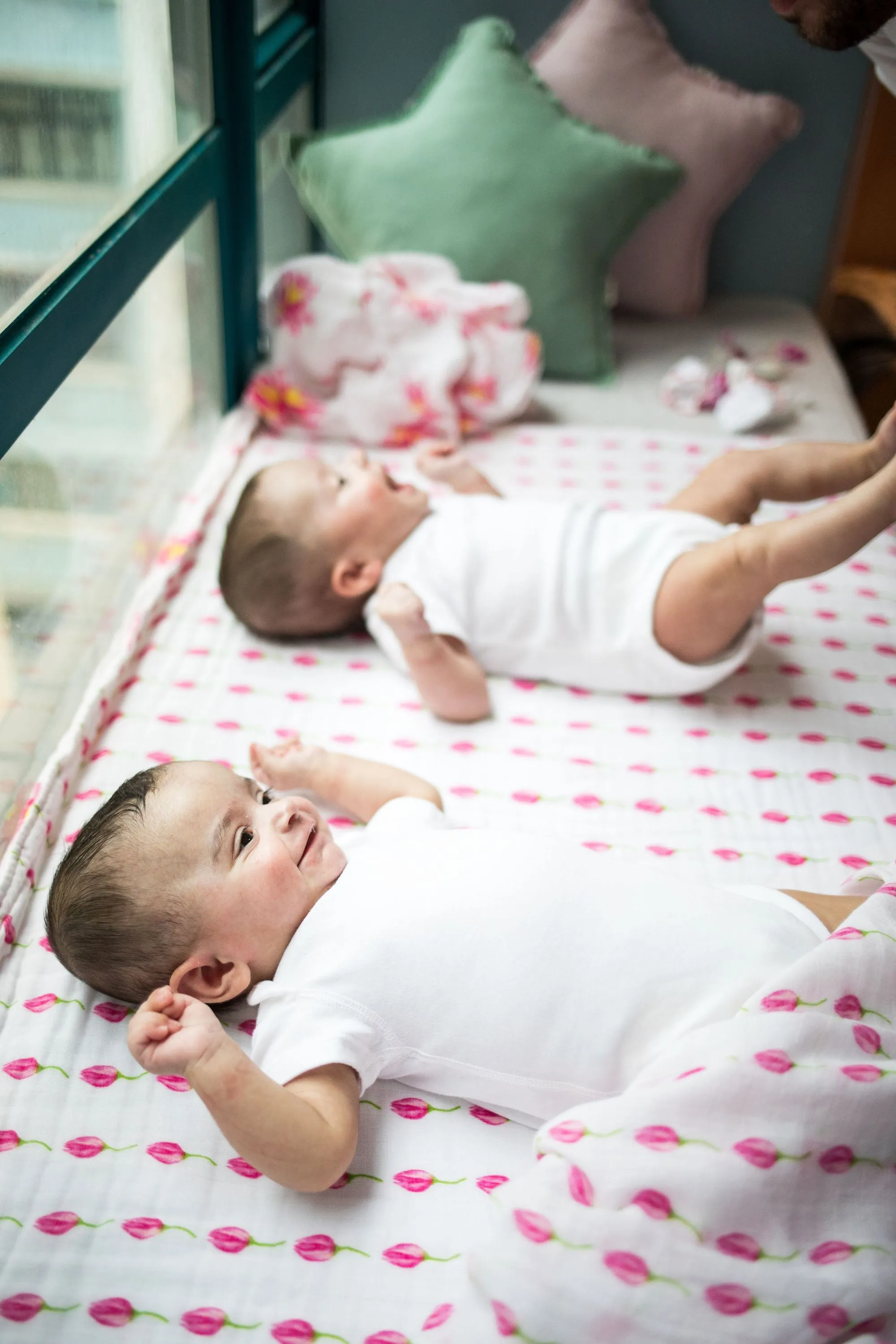 ORGANIC SNUG BABY BLANKETS - LOTUS