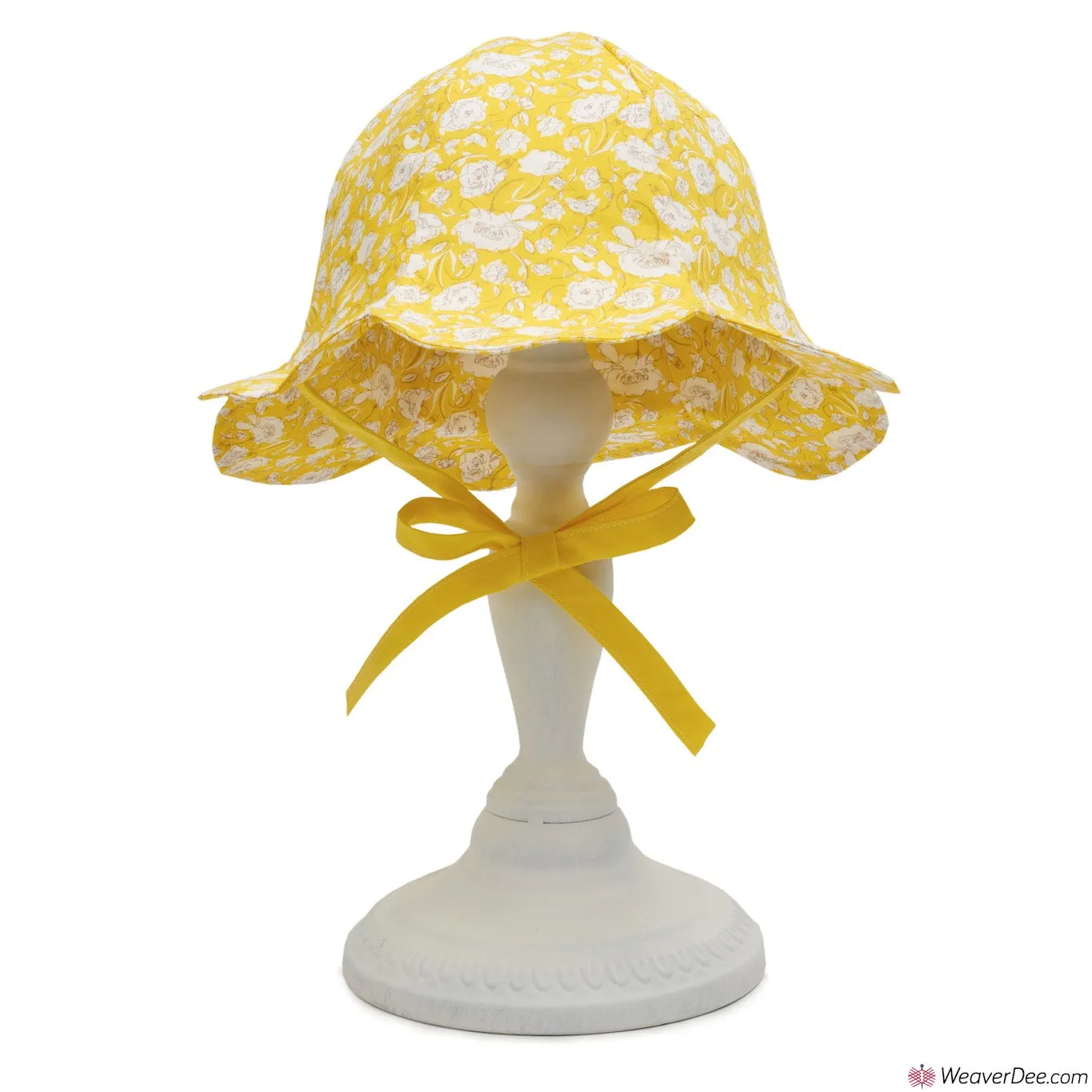 Simplicity Pattern S9588 Babies' Hats & Bibs