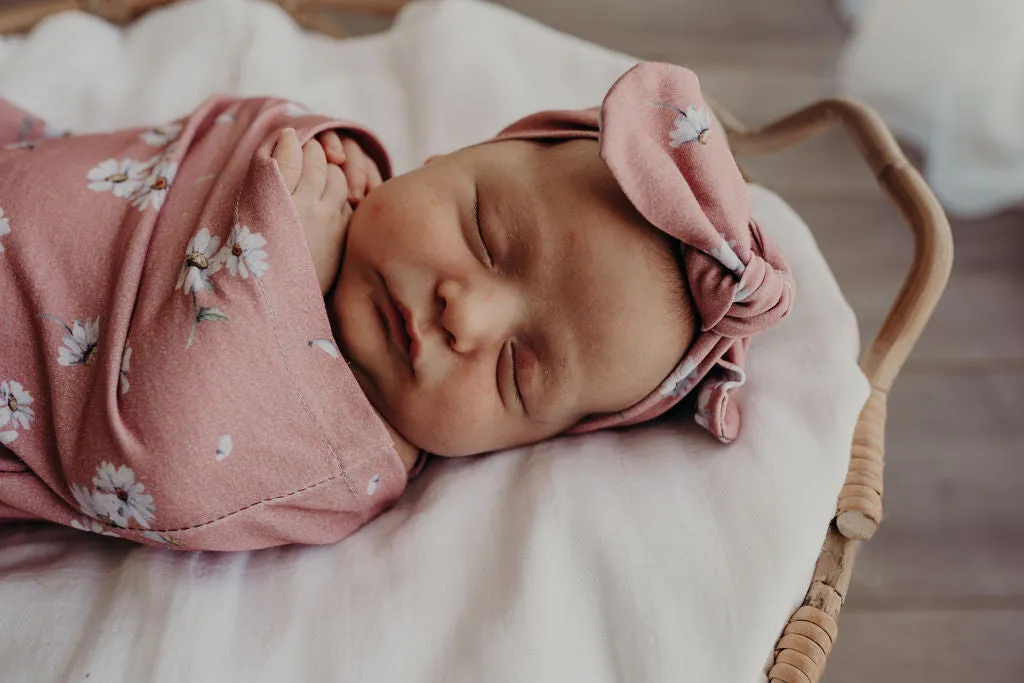 Snuggle Hunny Kids - Daisy Snuggle Swaddle & TopKnot Set